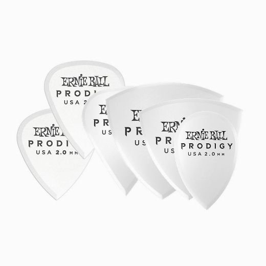 8 Best Guitar Picks for Beginners 4 Ernie Ball Prodigy guitar pick – sharp edges for better control